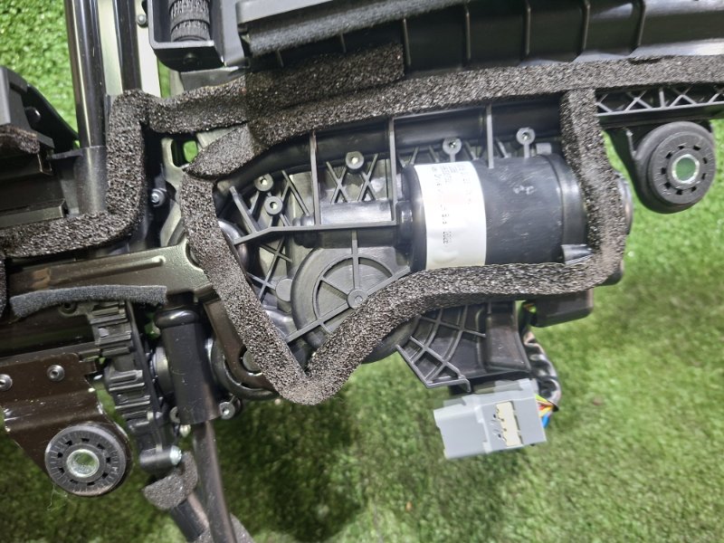 Шторка окна задняя левая LS500 2018 VXFA55 V35A-FTS
