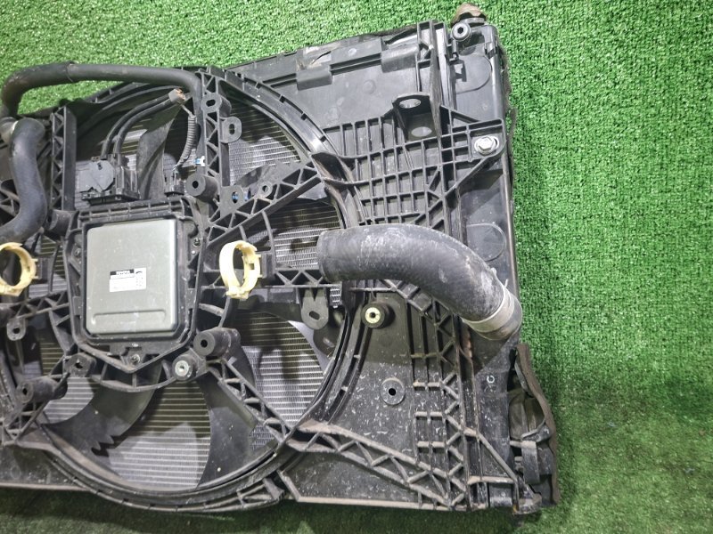 Радиатор охлаждения двигателя LS500 2018 VXFA55 V35A-FTS Радиатор охлаждения двигателя LS500 2018 VXFA55 V35A-FTS