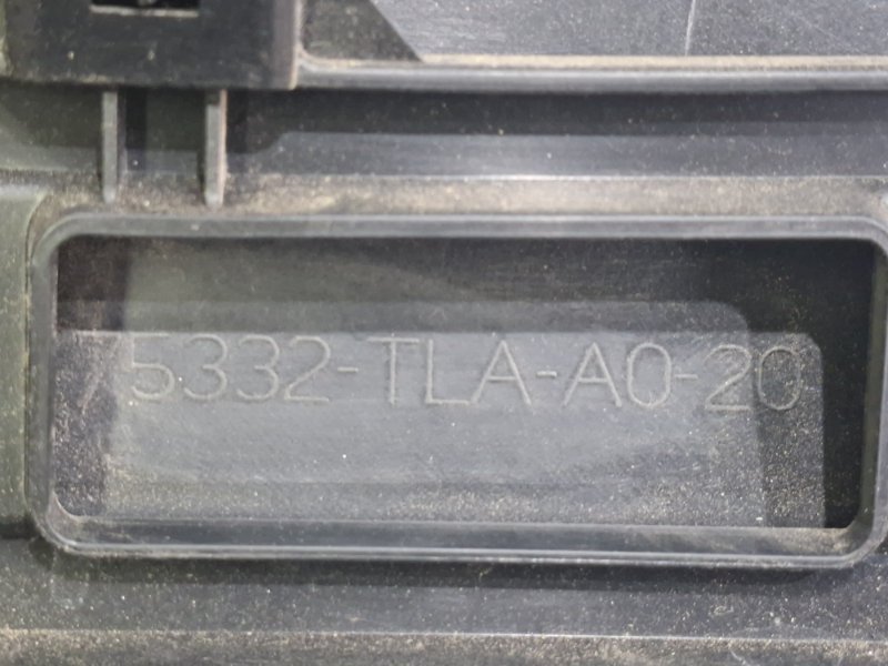 Накладка на дверь передняя левая CR-V 2021 RT5 LFB