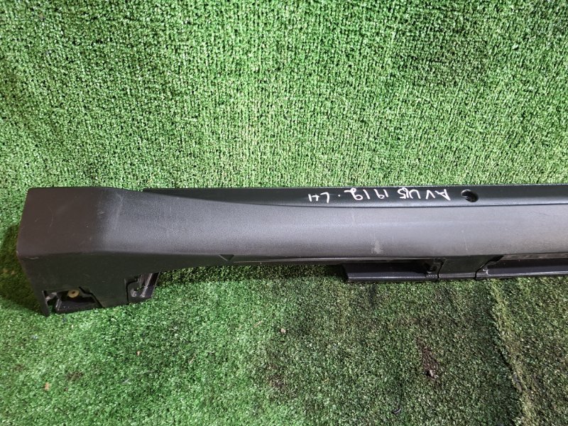 Порог кузова левый HARRIER 2014 AVU65W 2AR-FXE