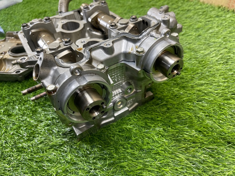 Головка блока цилиндров правая Legacy B4 2005 #46 (ПРОБЕГ 82 360km) BL5 EJ20X