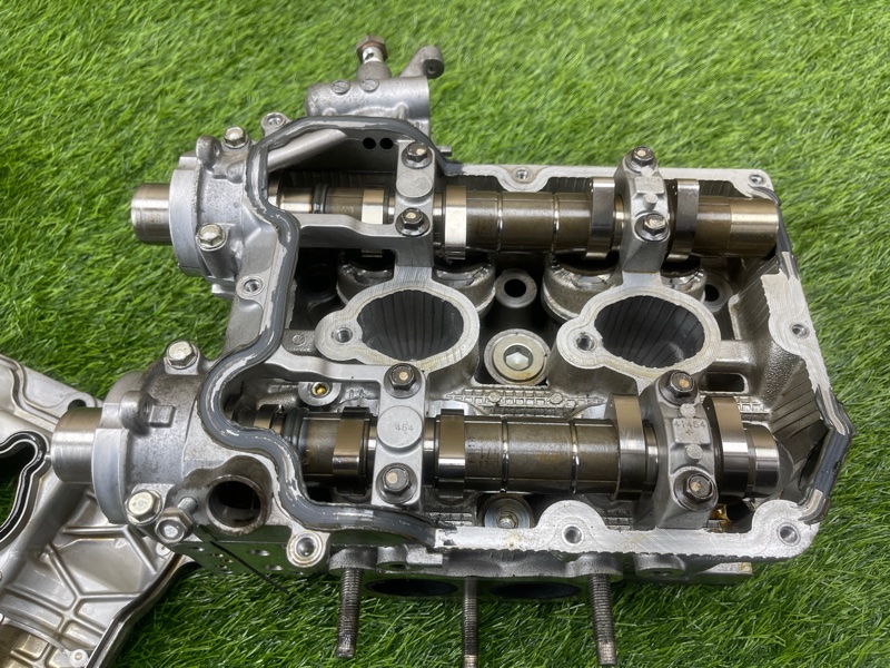 Головка блока цилиндров левая Legacy B4 2005 #46 (ПРОБЕГ 82 360km) BL5 EJ20X