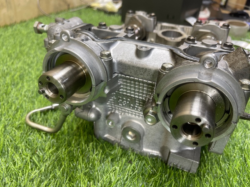 Головка блока цилиндров левая Legacy B4 2005 #46 (ПРОБЕГ 82 360km) BL5 EJ20X