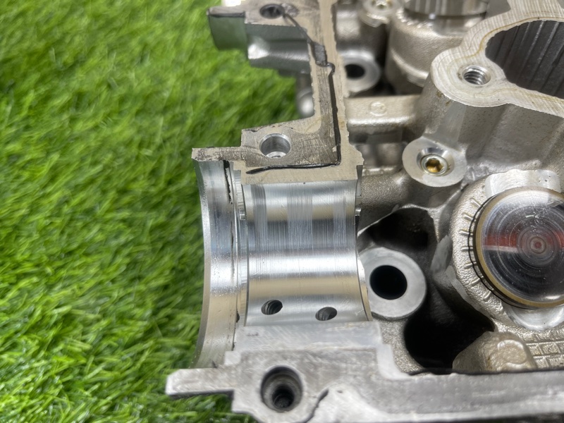 Головка блока цилиндров левая Legacy B4 2005 #46 (ПРОБЕГ 82 360km) BL5 EJ20X