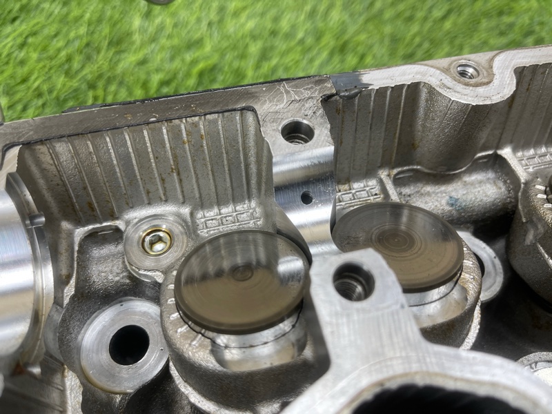 Головка блока цилиндров левая Legacy B4 2005 #46 (ПРОБЕГ 82 360km) BL5 EJ20X