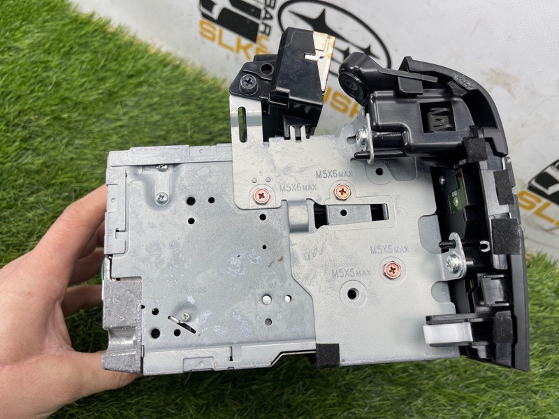 Магнитола Axela 2007г #63 (ПРОБЕГ 69 263km) BKEP LF-VE