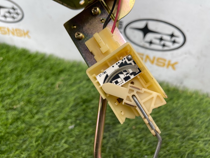 Датчик уровня топлива AIRTREK 2005г №65 (ПРОБЕГ 106 939km) CU5W 4G69