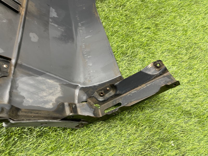 Бампер задний правый Pajero 2007г #56 (Пробег 121 333km) V97W 6G75