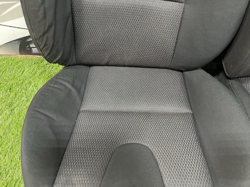 Обшивка сидений передняя Axela 2008г #64 (ПРОБЕГ 24 610km) BKEP LF-VE