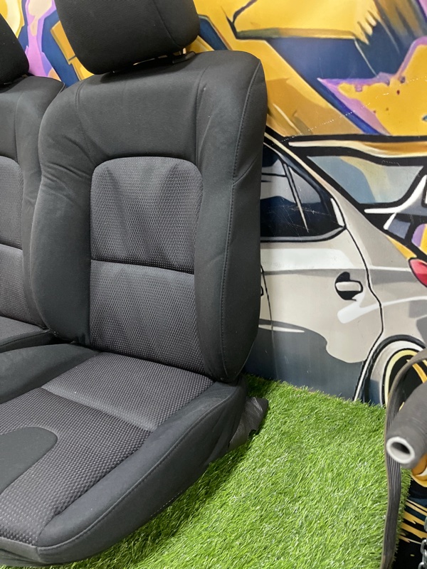 Обшивка сидений передняя Axela 2008г #64 (ПРОБЕГ 24 610km) BKEP LF-VE