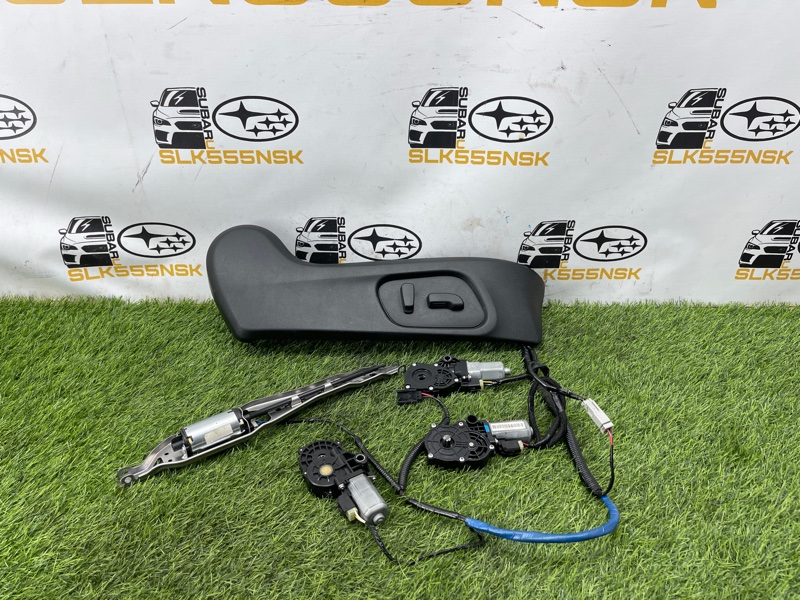 Мотор регулировки сиденья передний правый Subaru Forester 2013г #62 (ПРОБЕГ 90 645km) SJG FA20E 64176FJ000 контрактная