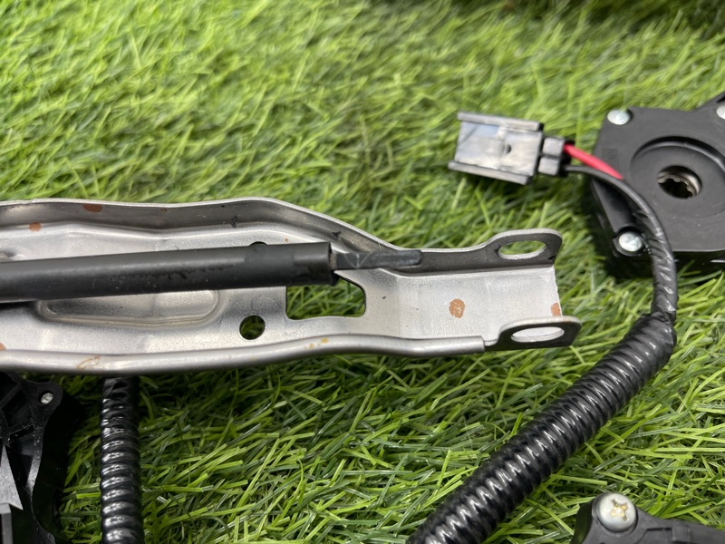 Мотор регулировки сиденья передний правый Forester 2013г #62 (ПРОБЕГ 90 645km) SJG FA20E