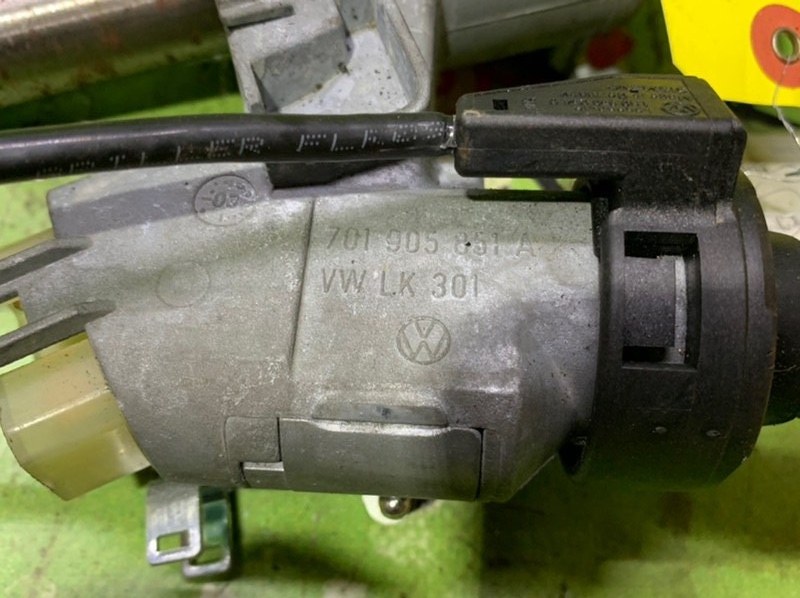 Блок управления двигателем MULTIVAN 1995 T4 ACU 2.5L Блок управления двигателем MULTIVAN 1995 T4 ACU 2.5L