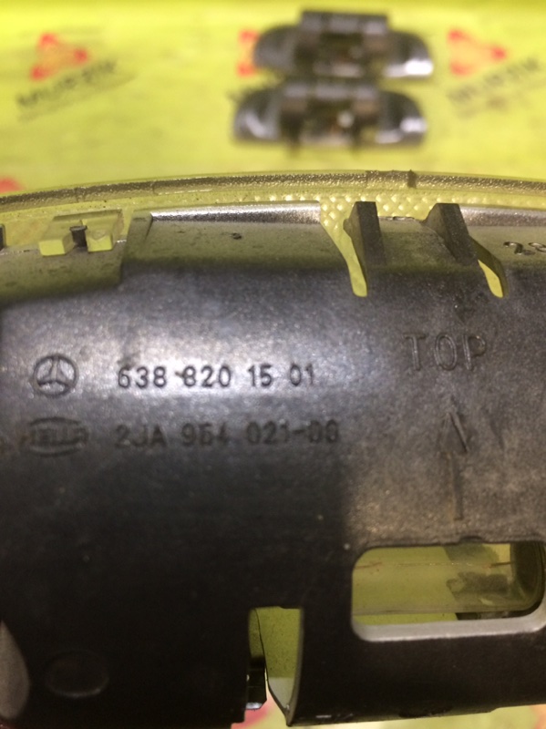 Плафон салона MERCEDES V-CLASS W638 OM601.942 Плафон салона MERCEDES V-CLASS W638 OM601.942