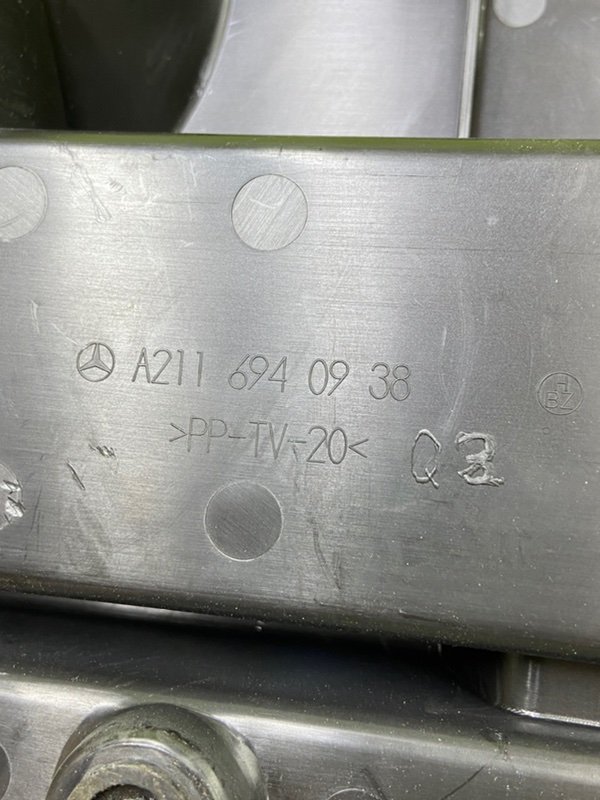 Знак аварийной остановки E 2004 W211 112.913 2.6L