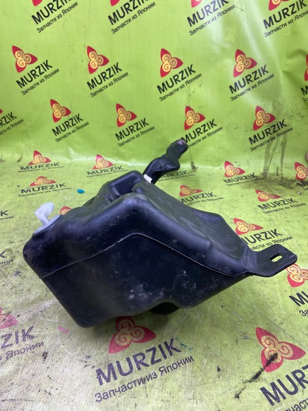 Бачок омывателя W117 W156 W176 W246