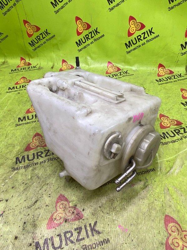 Бачок омывателя E 1995 W210 104.995 3.2L