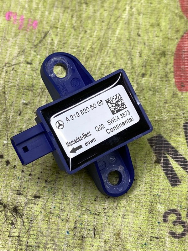 Датчик airbag E 2012 W212 OM 642.850