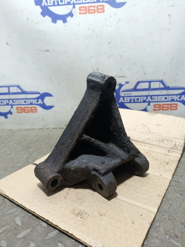 Кронштейн генератора Almera N15 GA14