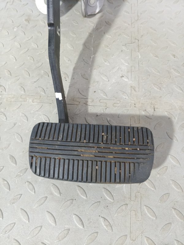 Педаль тормоза Almera 1997 N15 GA16