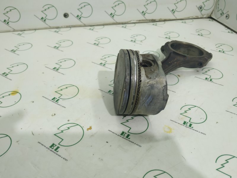 Поршень с шатуном 25K4F Поршень с шатуном 25K4F