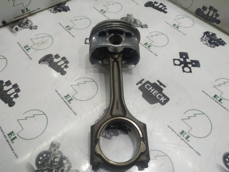 Поршень с шатуном VOLVO B6324S 30637671 контрактная