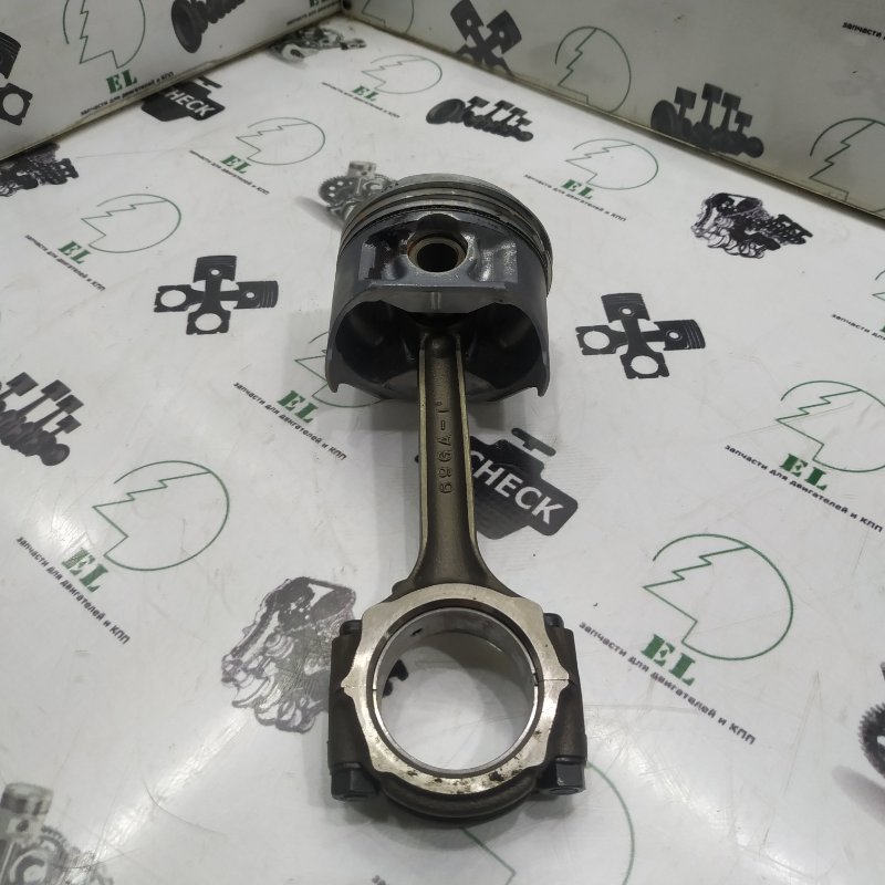 Поршень с шатуном SUZUKI M15A 12100-54812 контрактная