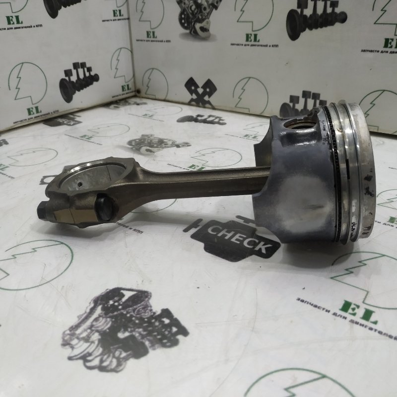 Поршень с шатуном SUZUKI M15A