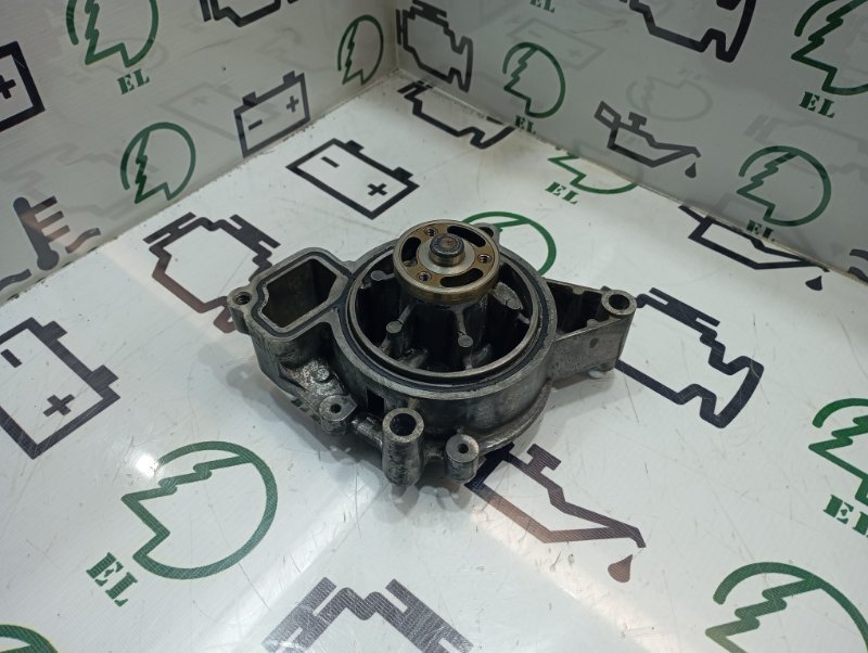 Помпа CHEVROLET LE5 12630084 контрактная