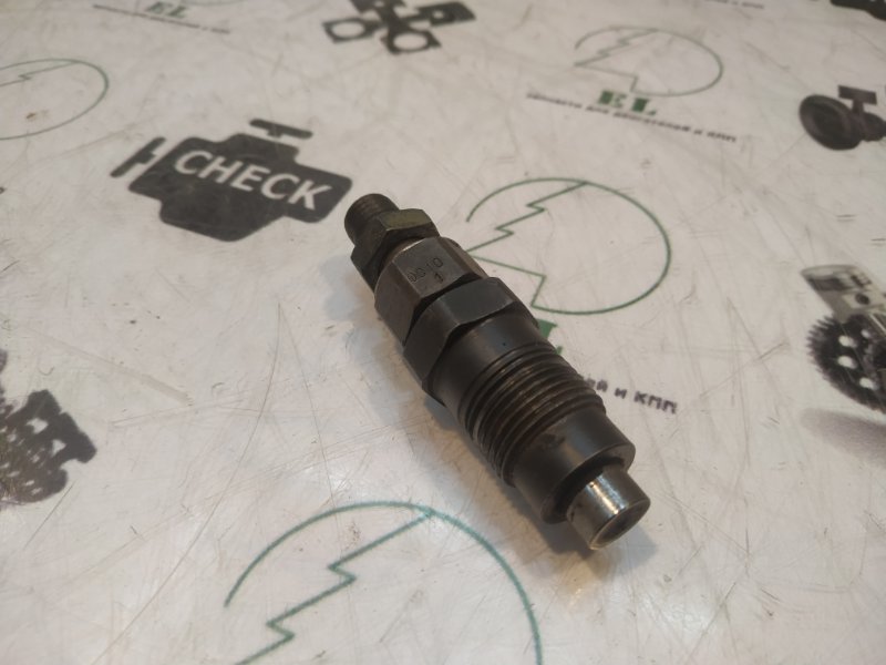 Форсунка топливная 4D55T