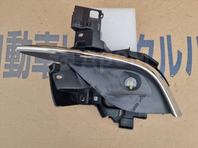 Фара противотуманная левая Mazda Atenza GJ2AP 11465070 контрактная