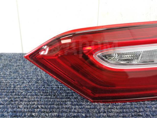 Стоп-сигнал правый Camry ASV70 Стоп-сигнал правый Camry ASV70
