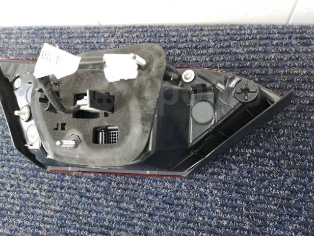 Стоп-сигнал правый Camry ASV70 Стоп-сигнал правый Camry ASV70