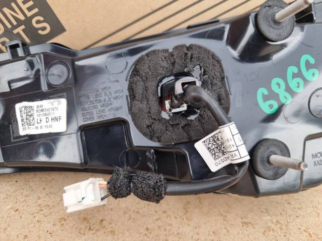 Стоп-сигнал левый CX-30 DM Стоп-сигнал левый CX-30 DM