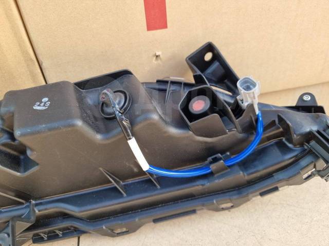 Фара светодиодная передняя левая Delica D:5 2018-2023 CV1W