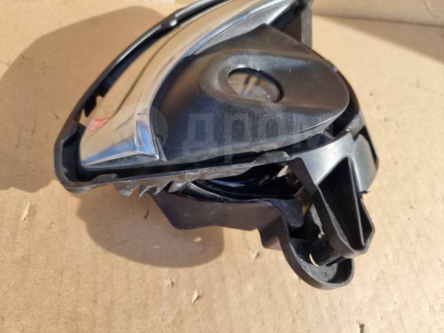 Фара противотуманная правая Demio DJ3AS