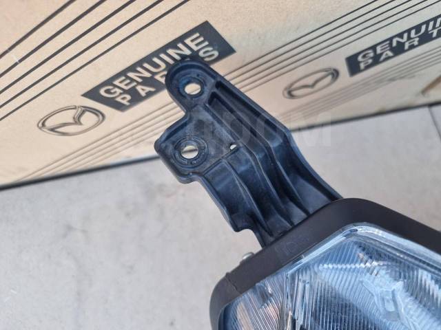 Фара передняя правая Escudo YD21S Фара передняя правая Escudo YD21S