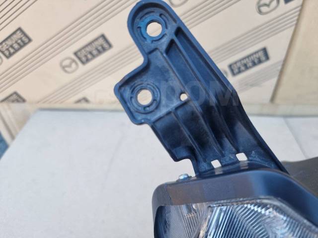 Фара передняя правая Escudo YD21S Фара передняя правая Escudo YD21S