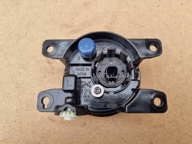 Фара противотуманная передняя левая Fit GR8