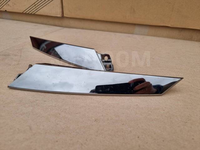 Планка фары Toyota Noah MZRA90W