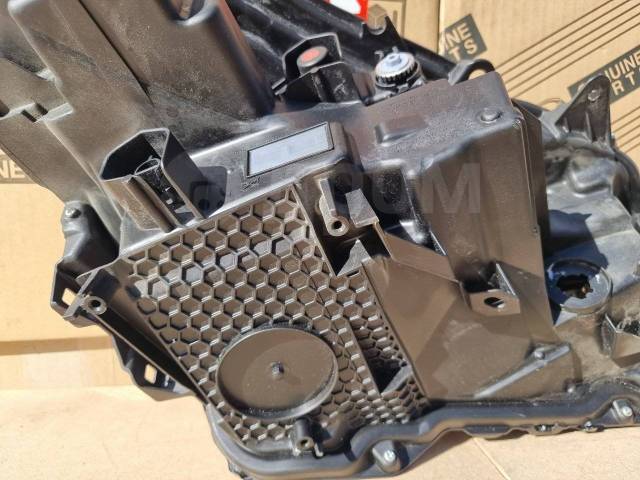 Фара передняя левая Prius MXWH60