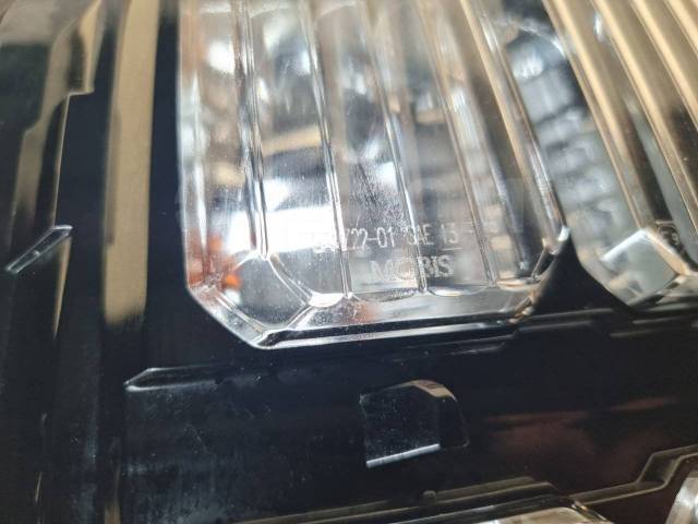 Фара правая RVR GA3W