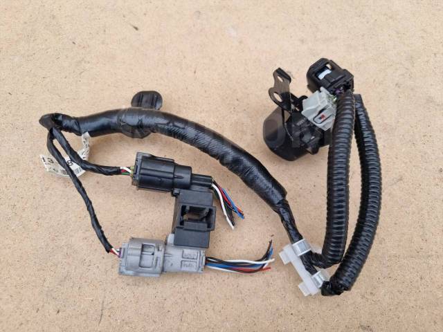 Камера переднего вида Vellfire AGH30W Камера переднего вида Vellfire AGH30W