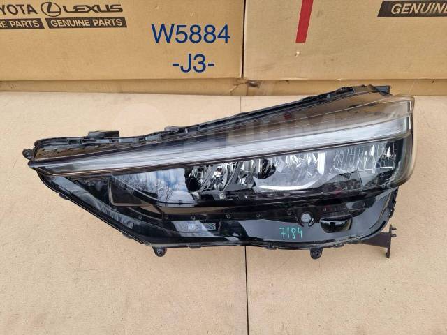 Фара левая Honda Vezel RV3 W5884 контрактная