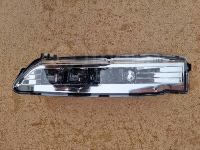Запчасть фара противотуманная передняя правая Honda Accord 2017-2022 CV1 11418942 контрактная Фара противотуманная передняя правая Honda Accord 2017-2022 CV1 11418942 контрактная