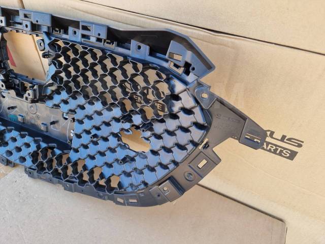 Решетка передняя Mazda2 2018-2023 ( DJ )