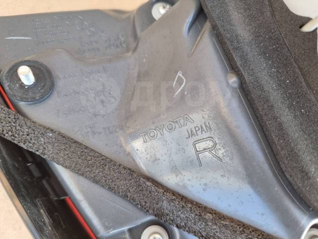 Стоп-сигнал правый LS460 USF40