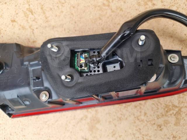 Стоп-сигнал правый ES200 ASV60