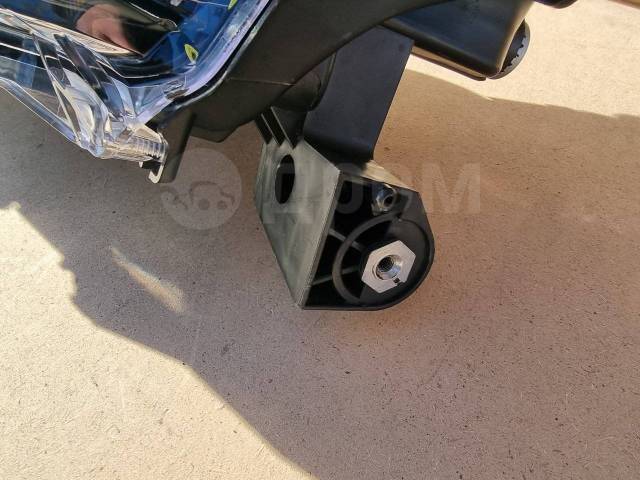 Фара передняя левая Corolla Cross 2020-2023 ( MVA10 ) Фара передняя левая Corolla Cross 2020-2023 ( MVA10 )