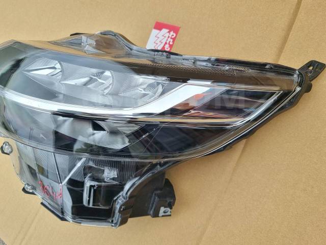 Фара передняя левая eK B35A BR06 Фара передняя левая eK B35A BR06